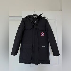 NWT Canada Goose
Expedition Heritage Parka With Fur